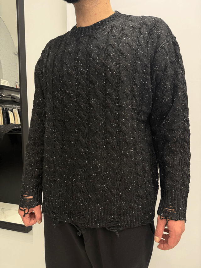 PULL RIPPED BLACK
