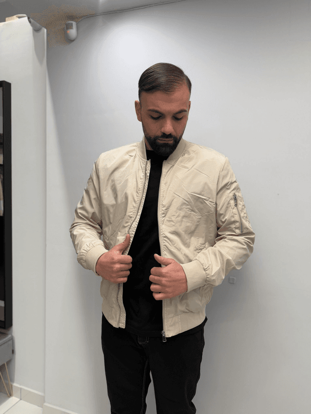 BOMBER AVIATOR